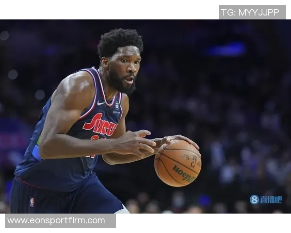 恩比德虽坐板凳却见证队友逆转精彩时刻贡献25分7篮板5助攻致敬登哥