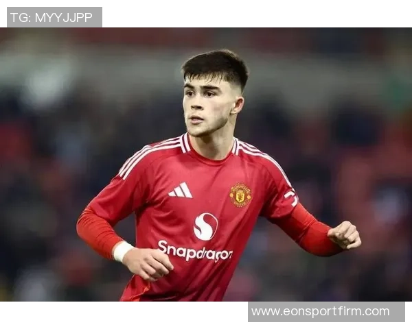 罗马诺透露哥伦比亚17岁小将奥罗斯科即将完成曼联加盟手续